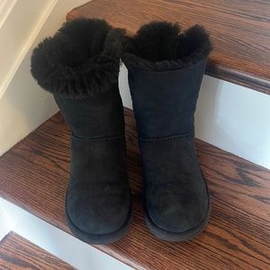 UGG Bailey Bow Boots; Black; Women's Size 9